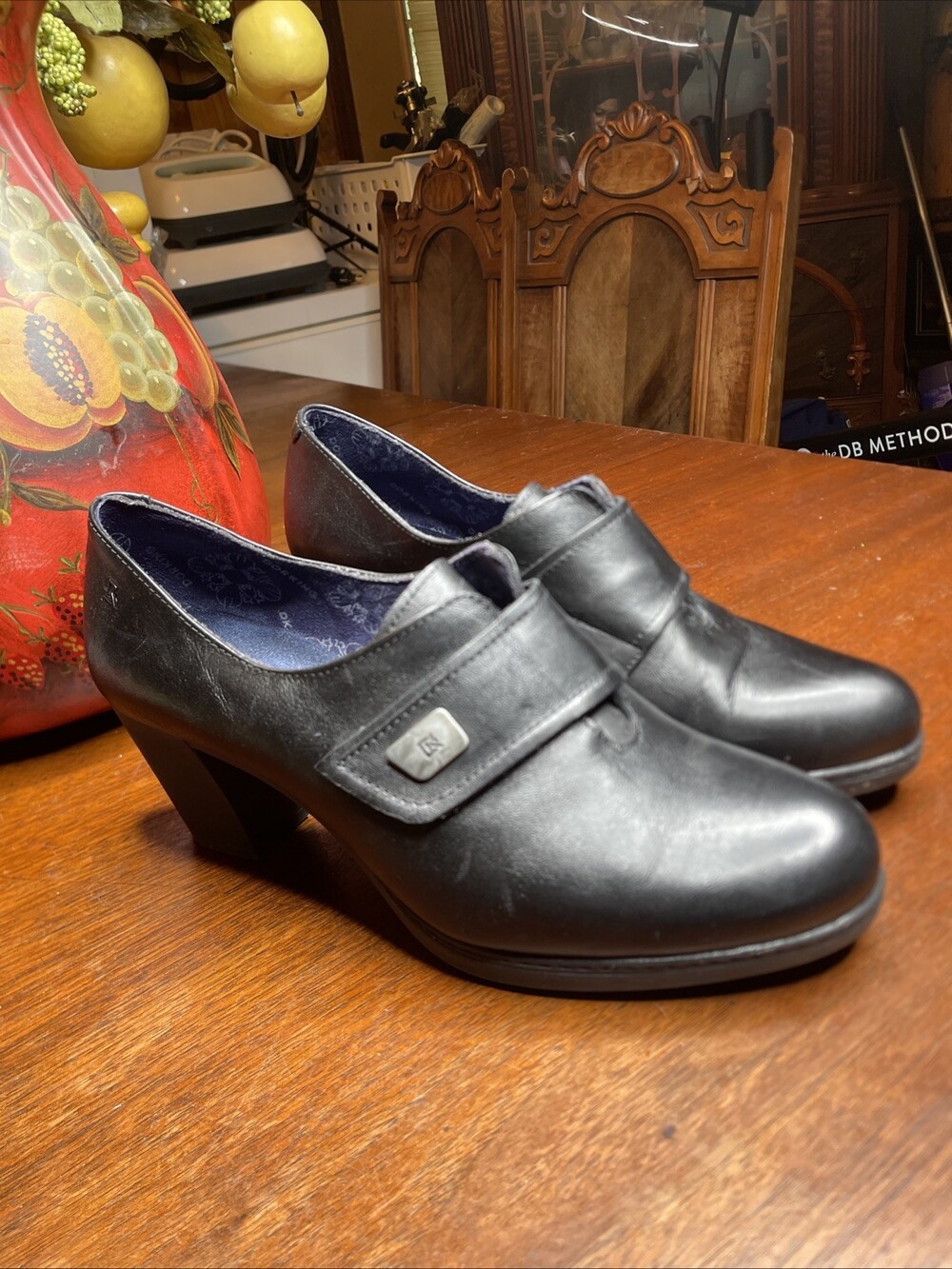 Dorking Evelyn: Women's Shoes in Black Leather D8433 – Elegance and Comfort